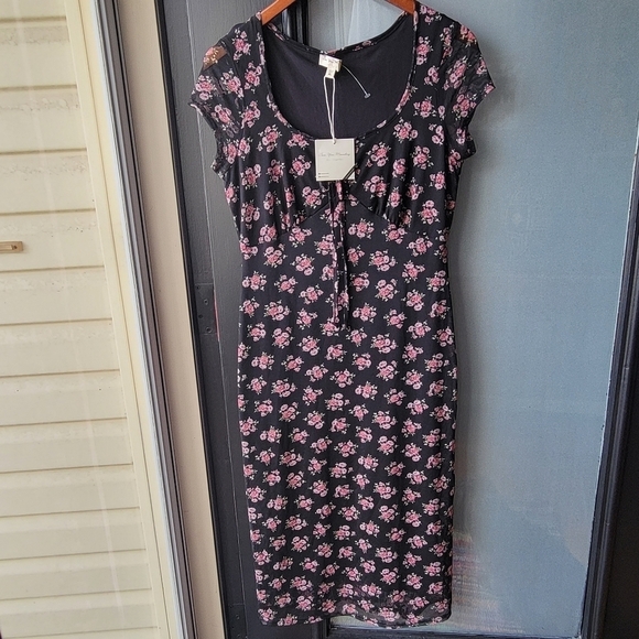 See You Monday Dresses & Skirts - See you Monday Pink Floral Dress Mesh Size XL Lace Cap Sleeves Lined NWT